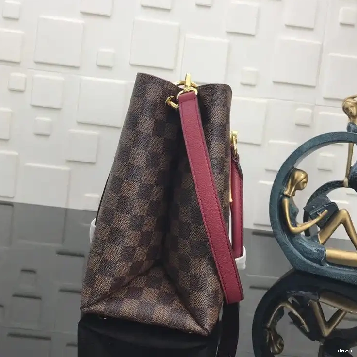 LV 1906BL0065 Bags 0616